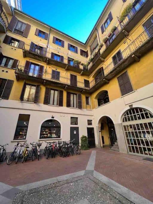 La Casa Alle Colonne - Navigliapartments Milano Dış mekan fotoğraf